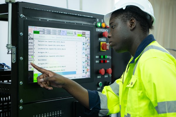 Découvrez les 10 avantages de la plateforme opérateur connecté ermeo